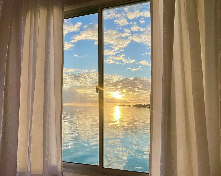 Luxurious SeaView Queen Room Bihing Angan Water Resort